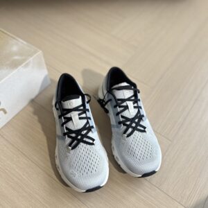 yicheng-660327525 跑步鞋 39-46