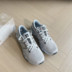 yicheng-660327527 跑步鞋 39-46