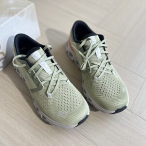 yicheng-660327528 跑步鞋 39-46