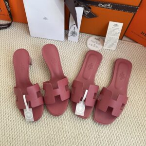 yicheng-660420204 拖鞋 35-39码