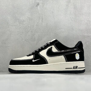 zhenhui-Nike Air Force 1 x BAPE 联名款黑奶白空军一号-DW8806-003