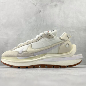 zhenhui-Sacai x Nike VaporWaffle  white and gum 生胶 米白-DD1875-100